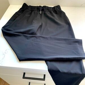 Women’s Lululemon Lightweight Black Jogger Pants